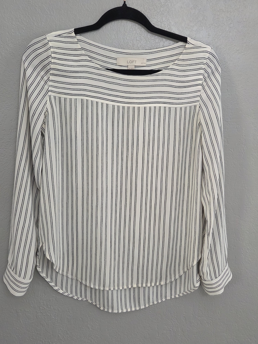 LOFT Cream and Black Vertical-Striped Long Sleeve Blouse